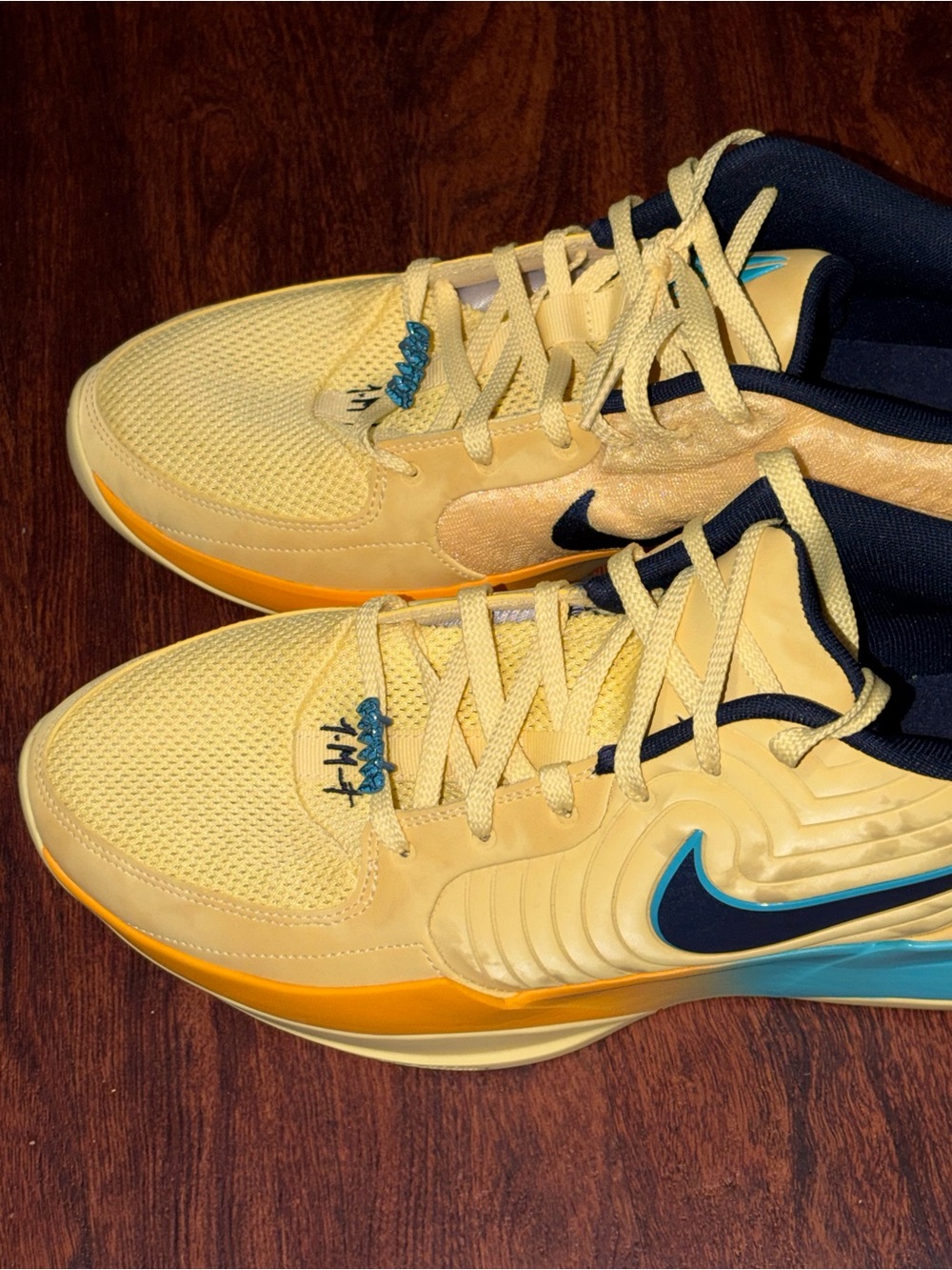 Nike size 16 - Picture 4 of 13